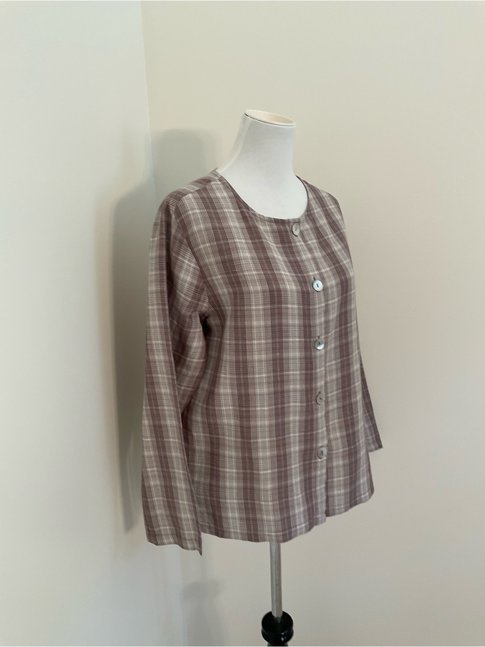 Kathy Ireland Women's Plaid Button-Down Tunic Shirt - Brown & White - Picture 3 of 7